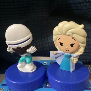 McDonald’s toy Elsa and Frozone 2025